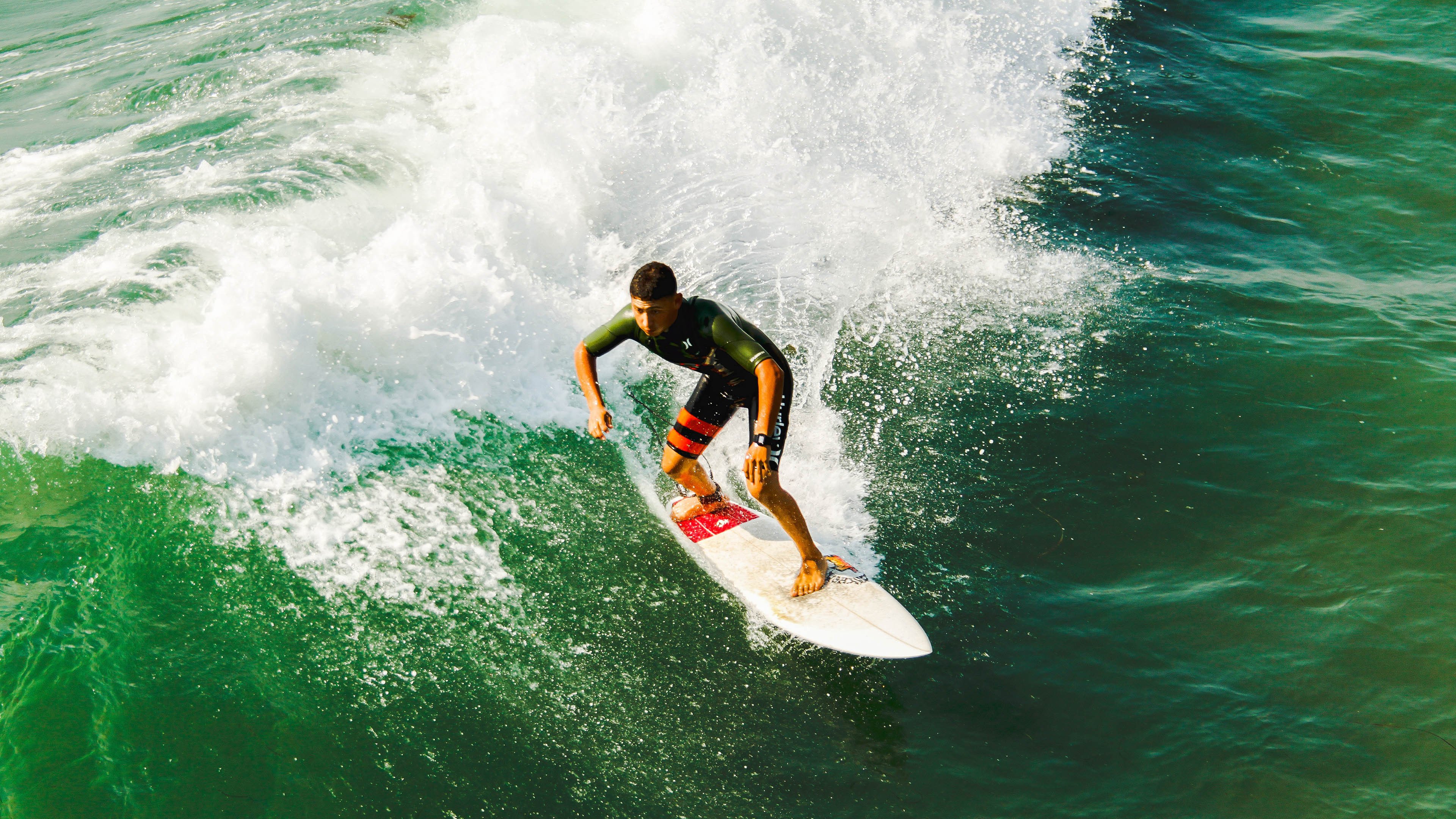 JIUYOU GAMING-世界杯最震撼的瞬间：逆境中跑出奇迹，世界杯经典逆袭